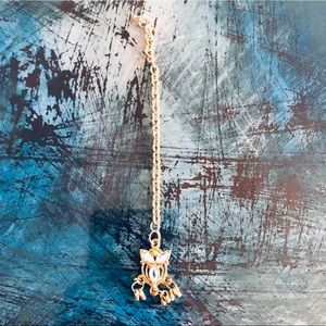 Tikka - Indian hair jewelry